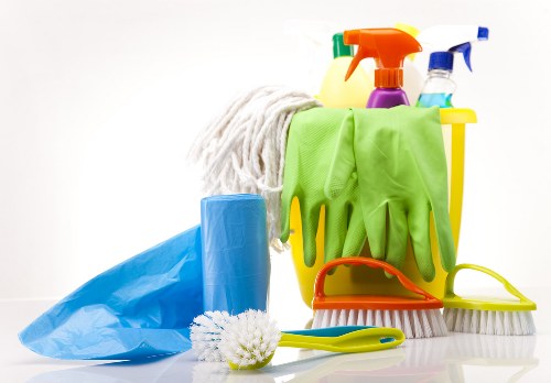 Sustainable carpet cleaning service supporting recycling and community reuse